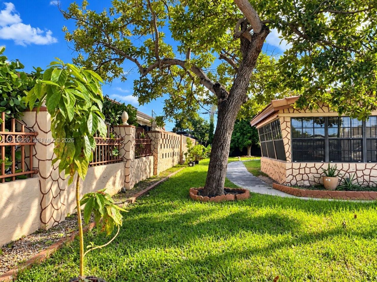 1440 NW 183rd St , Miami Gardens, FL 33169 Photo