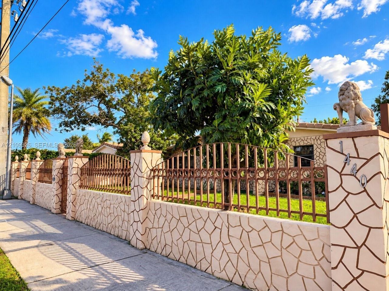1440 NW 183rd St , Miami Gardens, FL 33169 Photo