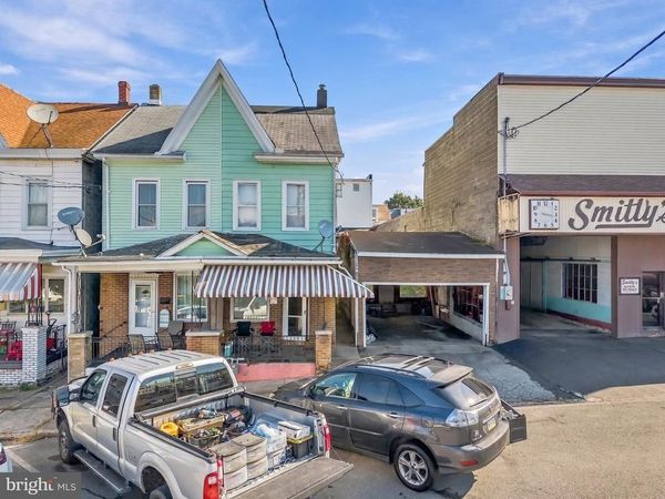311 S MARKET STREET , MT CARMEL, PA 17851
