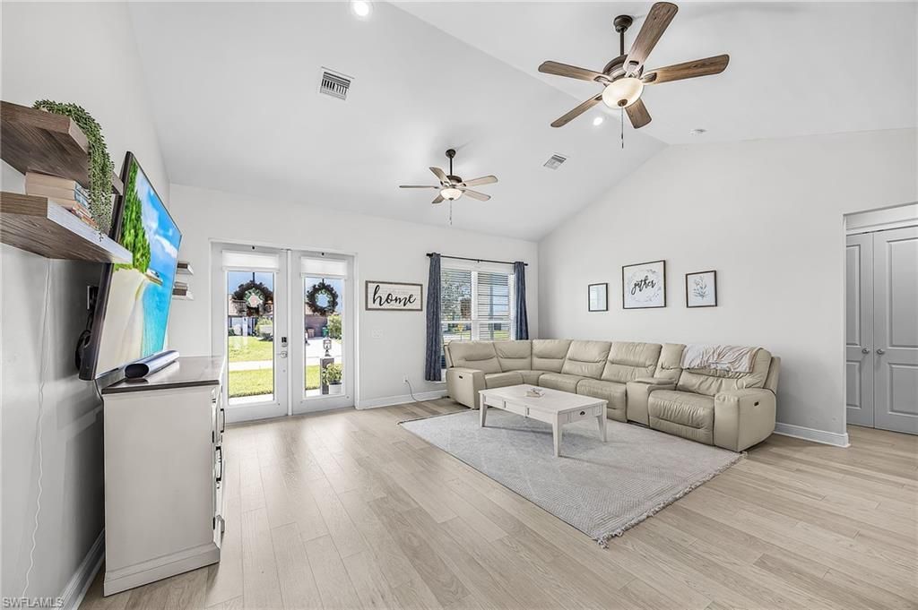 1305 NW 10th Ter, Cape Coral, FL 33993 Photo