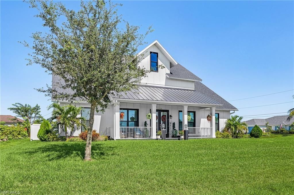 1305 NW 10th Ter, Cape Coral, FL 33993 Photo