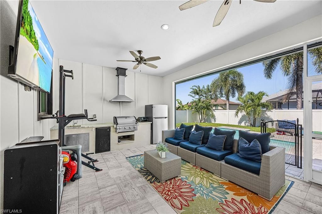 1305 NW 10th Ter, Cape Coral, FL 33993 Photo