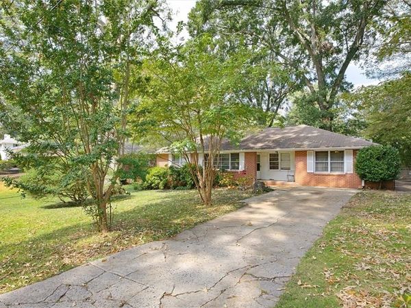 2329 Engineers Drive SE, Marietta, GA 30067
