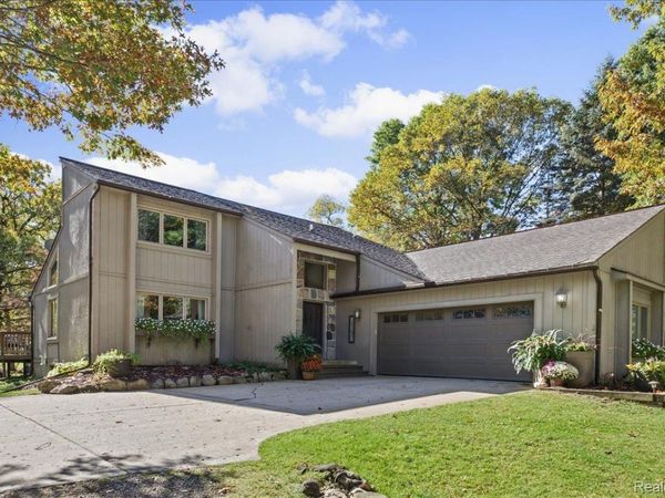 2090 Sherwood Court , Ortonville Village, Mi 48462