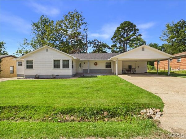 2209 Penny Street , Poplar Bluff, MO 63901