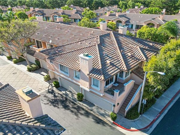 3301 Ladrillo Aisle, Irvine, CA 92606
