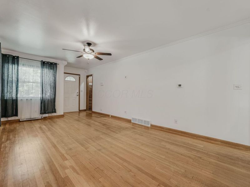 1591 E Gates Street, Columbus, OH 43206 Photo 4