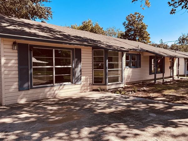 213 ROMBERG ST, Seguin, TX 78155