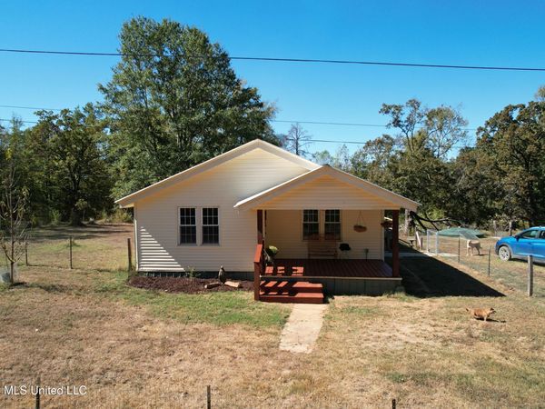 1124 Mitchell Duke Road, Pontotoc, MS 38863