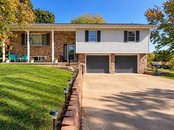 1001 Cedar Ridge Road , Houston, MO 65483