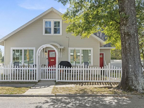 701 W Center Avenue, Searcy, AR 72143