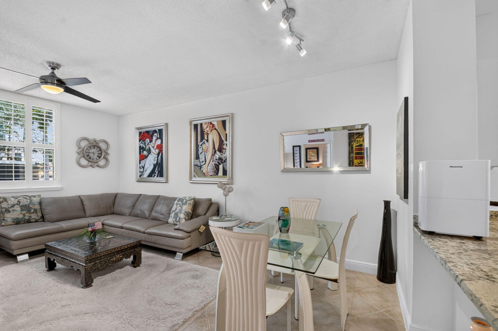 720 S Sapodilla Avenue, Unit 101, West Palm Beach, FL 33401 Photo