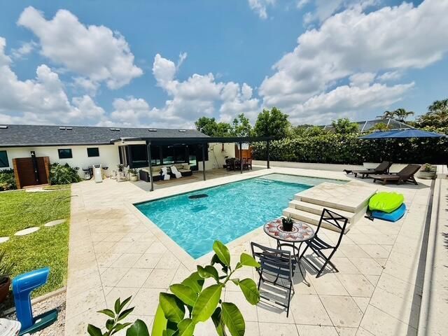 401 Circle E, Jupiter, FL 33458 Photo
