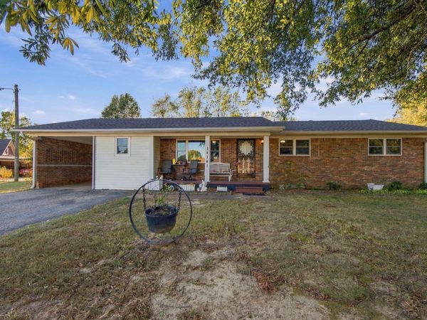 14141 Barrenfield Dr , Milan, TN 38358
