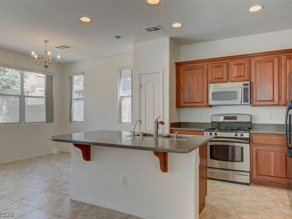 9130 WINE CELLAR Avenue, Las Vegas, NV 89148