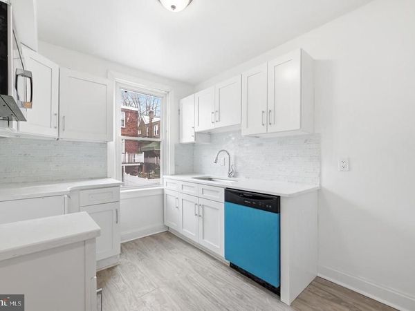 1827 W CHELTENHAM AVENUE , ELKINS PARK, PA 19027