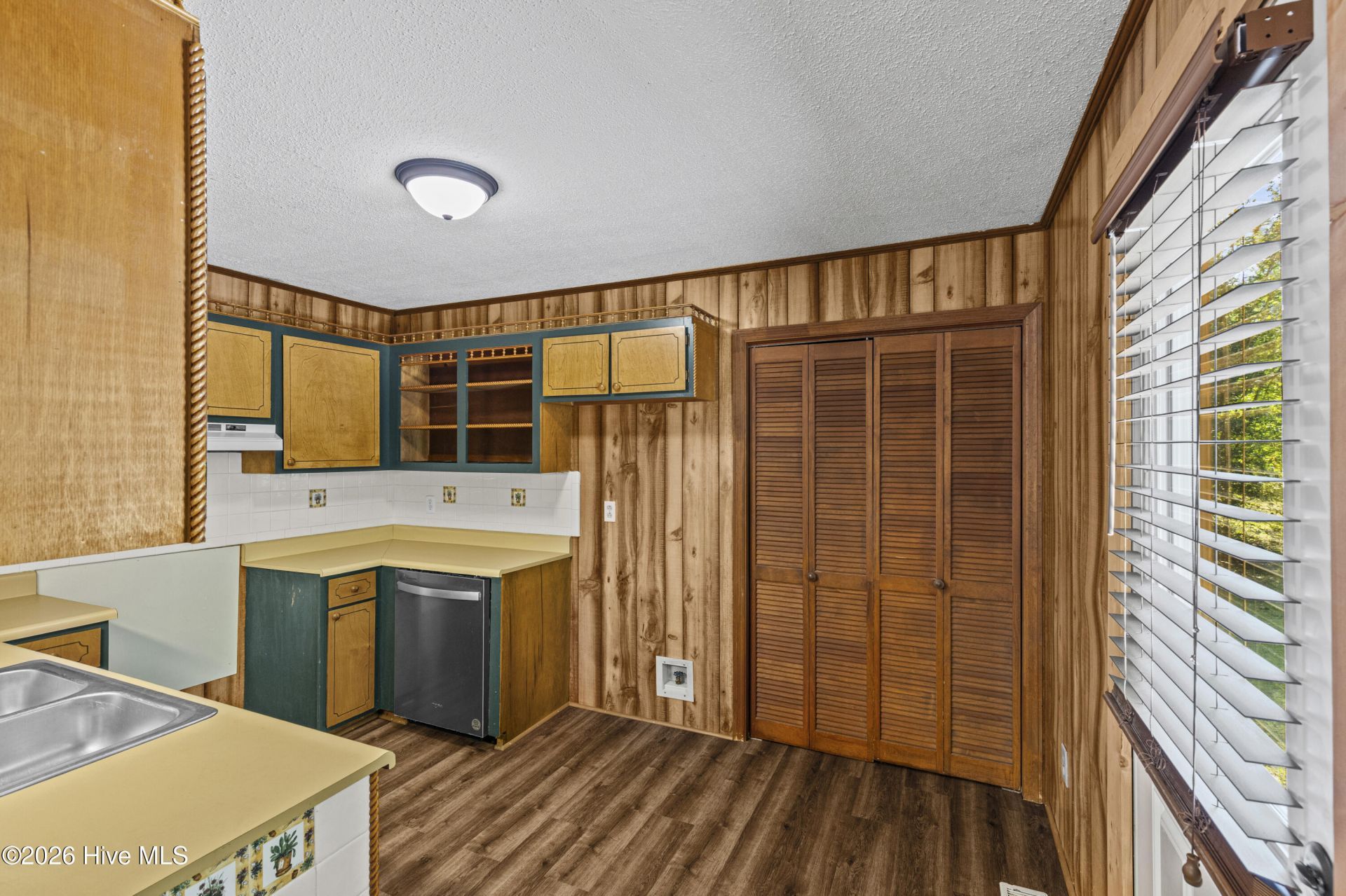 1006 Fairway Farm Road Photo 12
