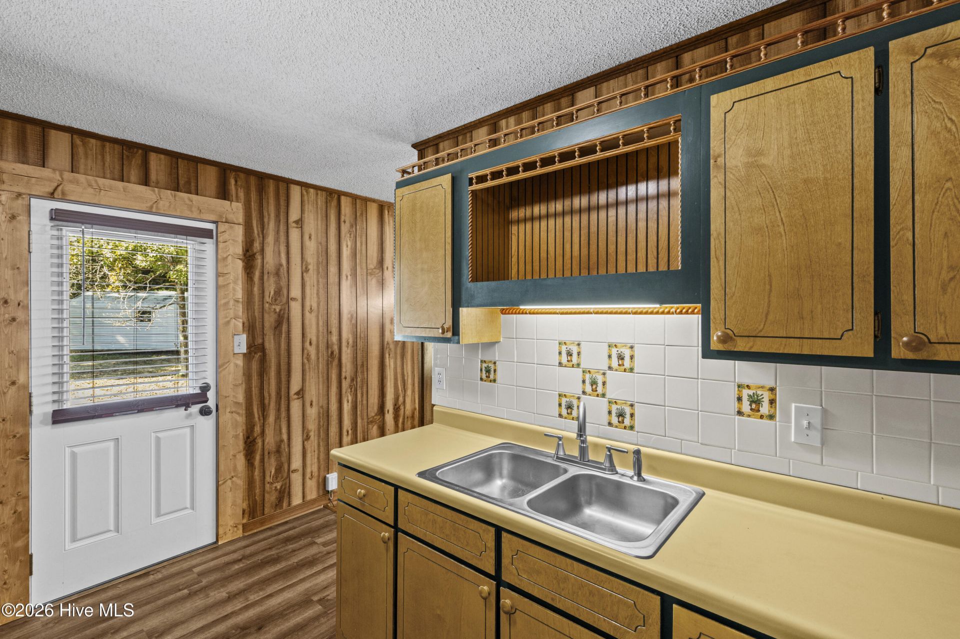 1006 Fairway Farm Road Photo 14