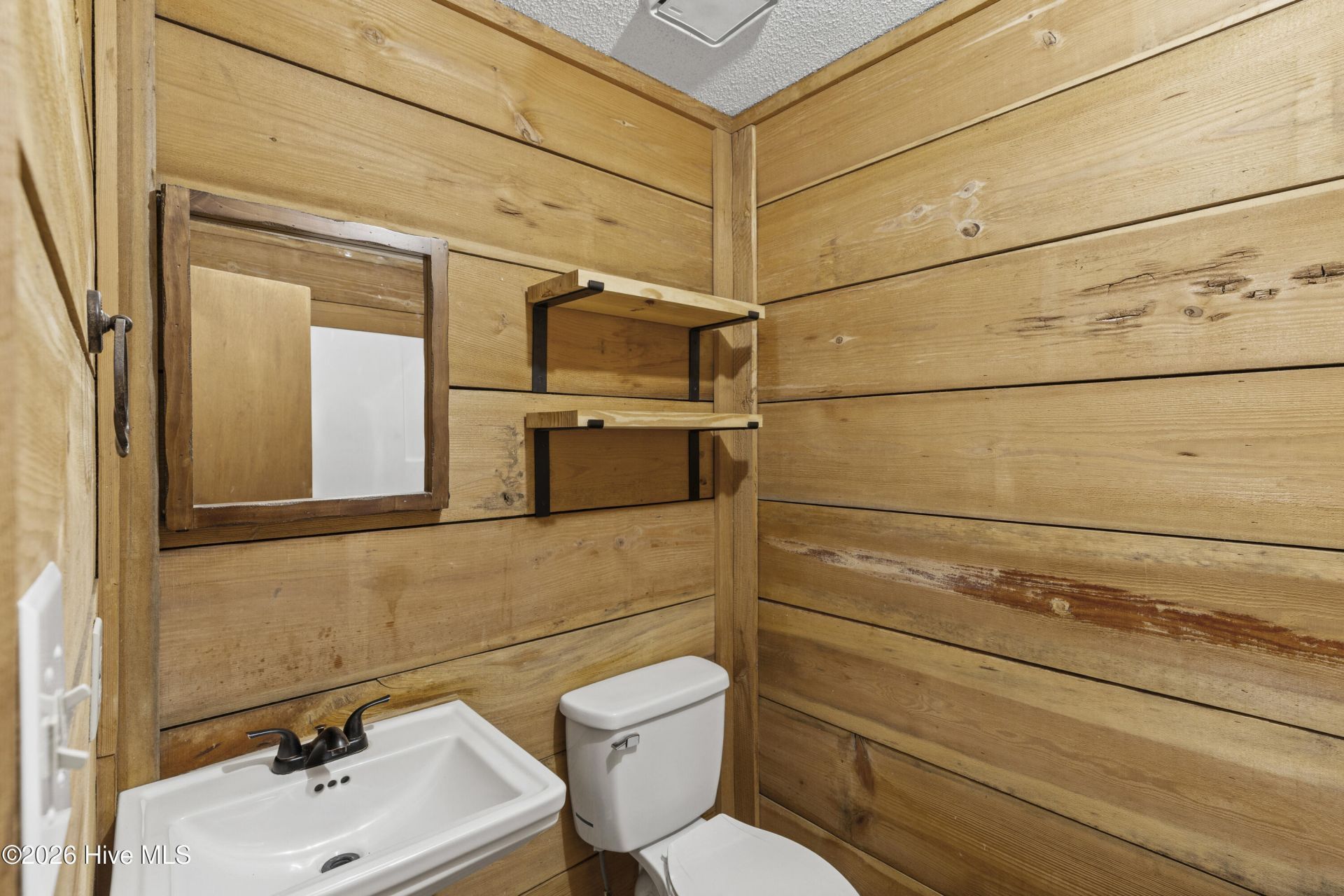 1006 Fairway Farm Road Photo 19