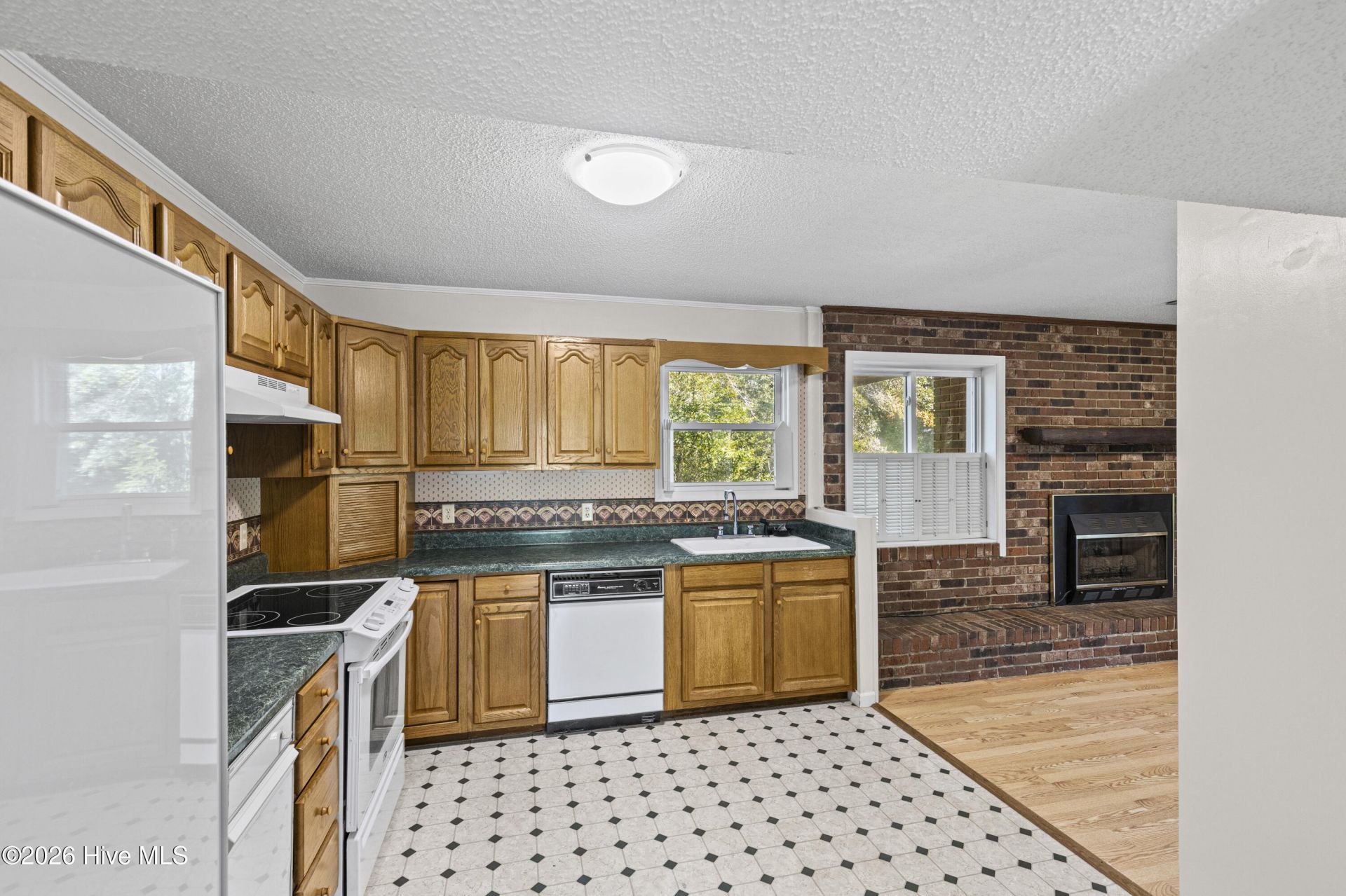1006 Fairway Farm Road Photo 33