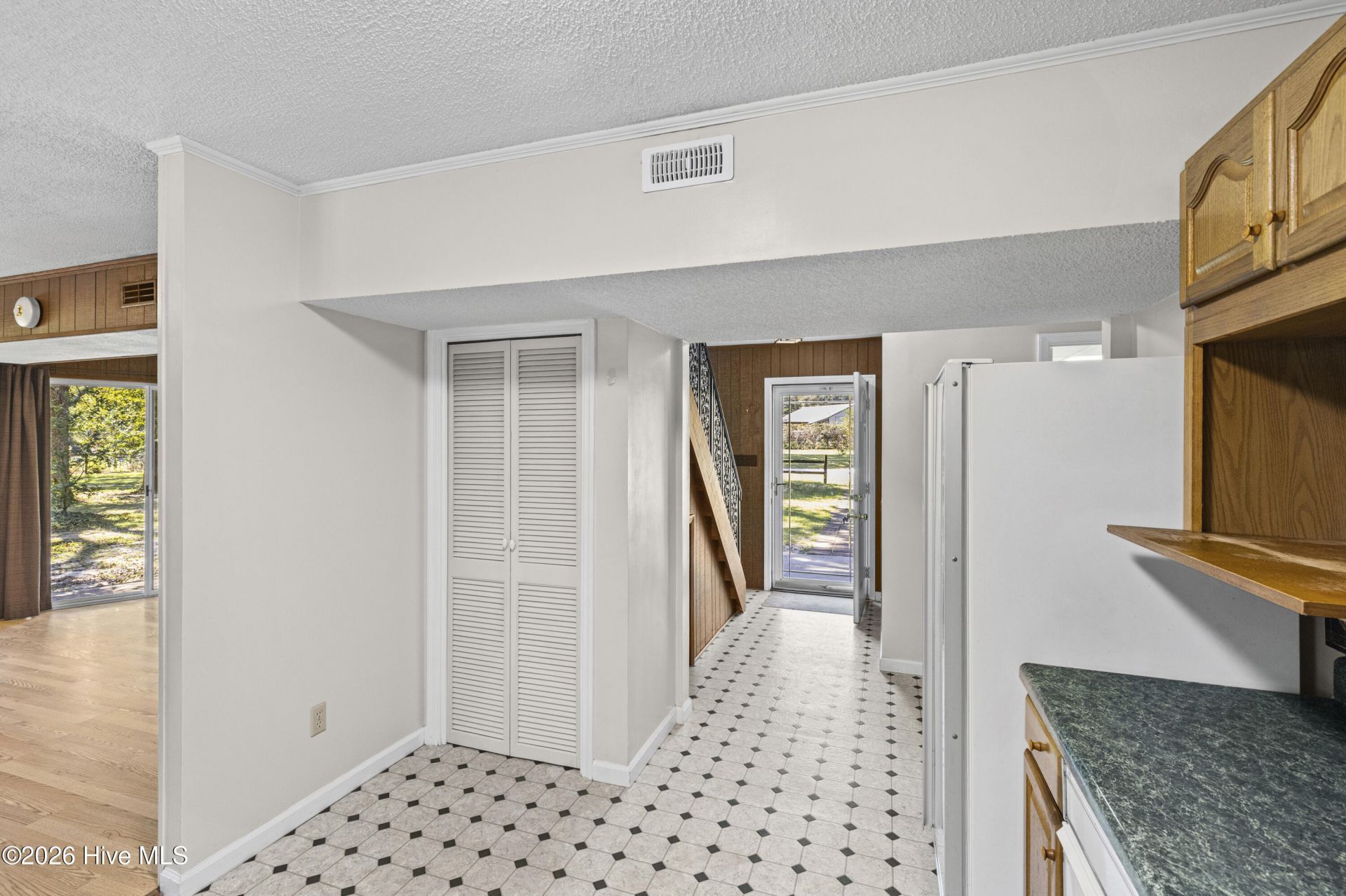 1006 Fairway Farm Road Photo 35
