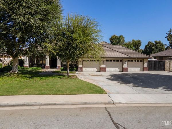 2306 Rich Springs Court, Bakersfield, CA 93312