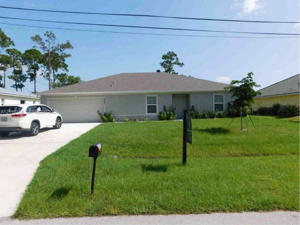 1743 SW Bellevue Ave, Port St. Lucie, FL 34953