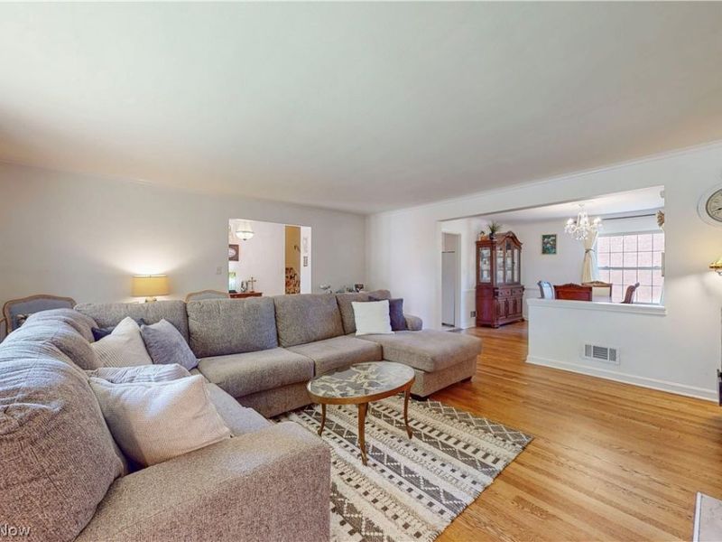 1001 Granard Parkway, Steubenville, OH 43952 Photo 9