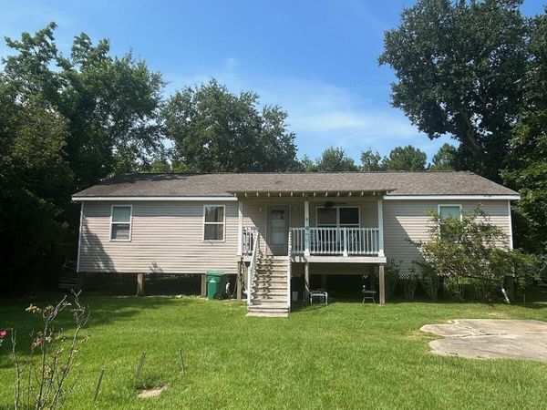 405 Merritt Street, Waveland, MS 39576