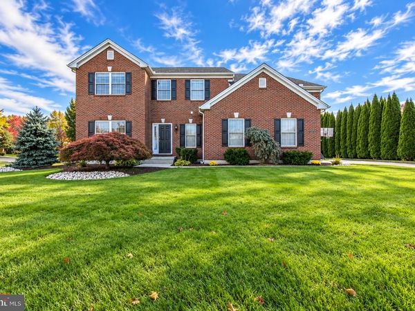 1263 CROFTON DRIVE , BETHLEHEM, PA 18017