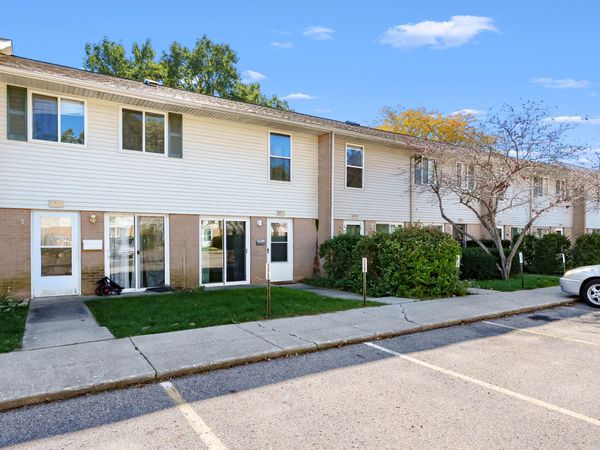 3628 Kenbrooke Court, Unit 187, Kalamazoo, MI 49006