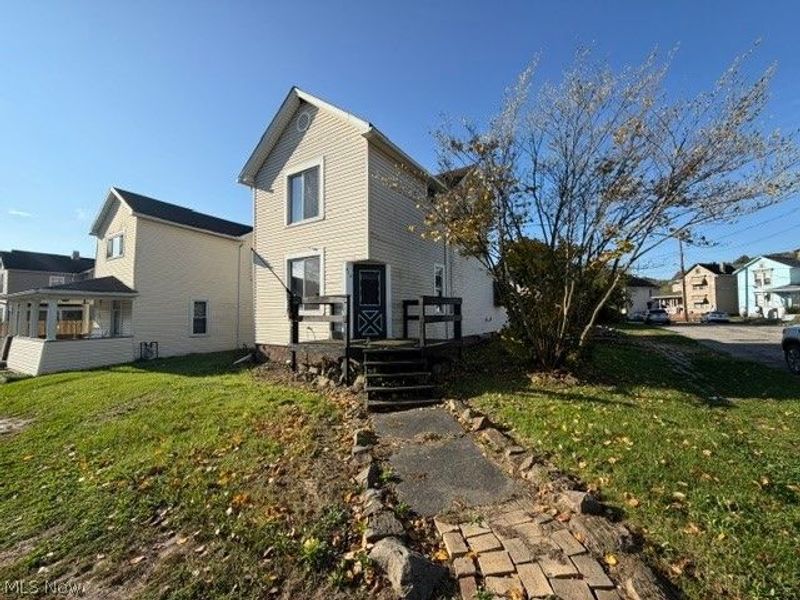 412 Aten Avenue, Wellsville, OH 43968 Photo 2