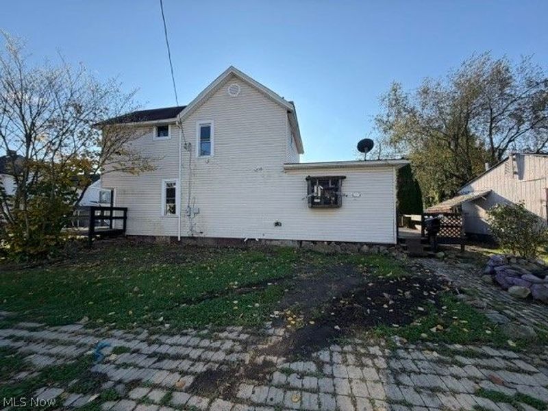 412 Aten Avenue, Wellsville, OH 43968 Photo 3