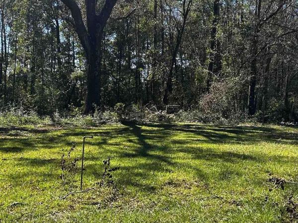 1012 Fleming Bridge Rd, Milton, FL 32570
