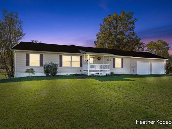 5495 W McBride Road, Lakeview, MI 48850