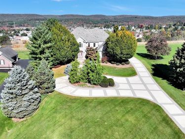 3010 RIDGEVIEW DRIVE , ORWIGSBURG, PA 17961