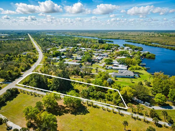 12419 ROSELAND Road, Sebastian, FL 32958