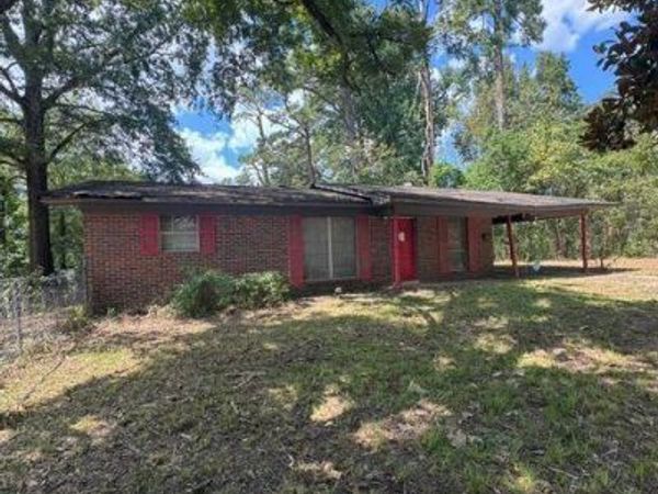 1925 37th Avenue, Meridian, MS 39307