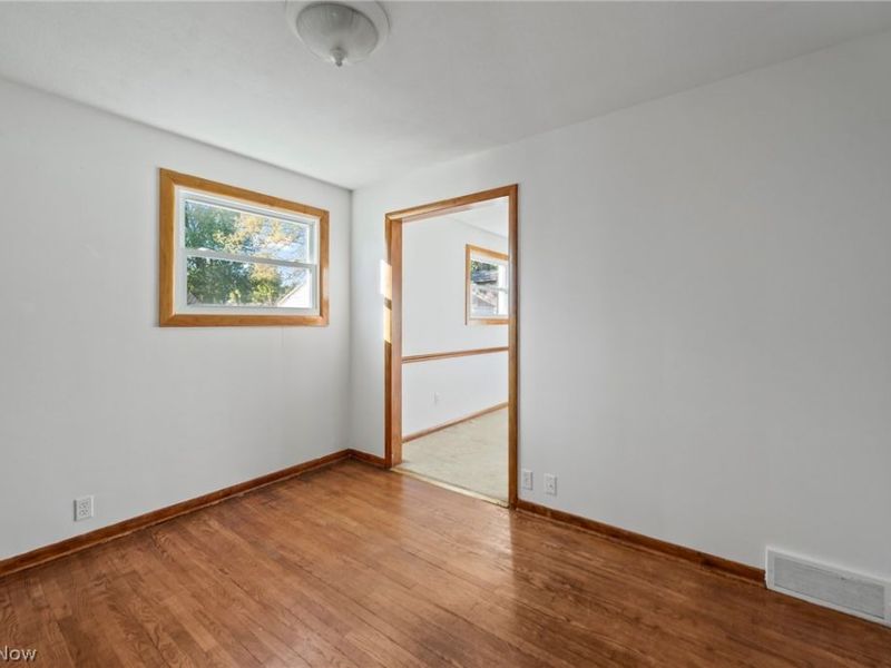 1427 E Broad, Louisville, OH 44641 Photo 20