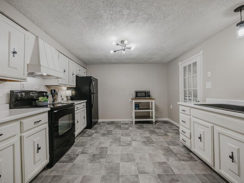 552 E Franklin Street , Circleville, OH 43113 Photo 10