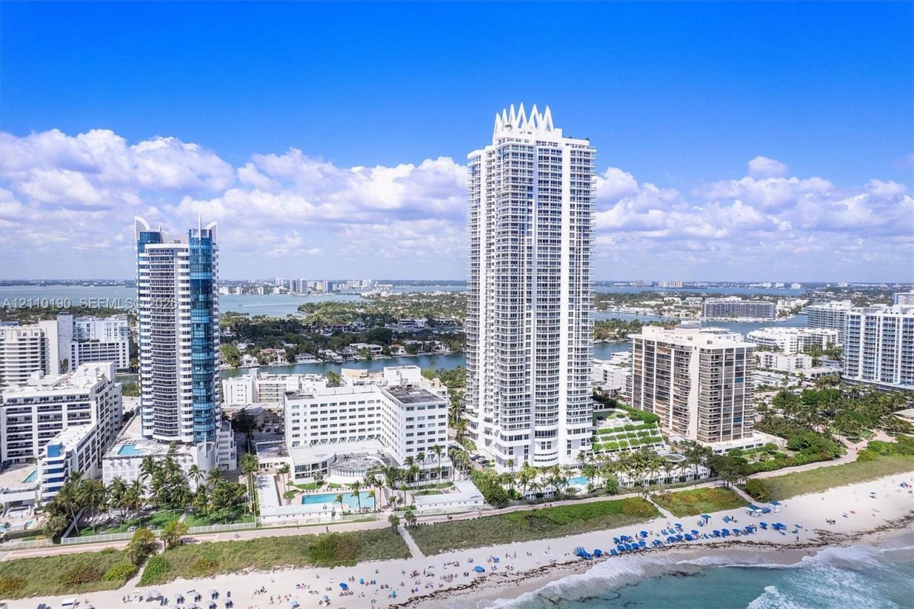 6365 Collins Ave , Unit 4307, Miami Beach, FL 33141 Photo