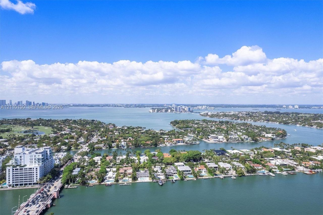 6365 Collins Ave , Unit 4307, Miami Beach, FL 33141 Photo