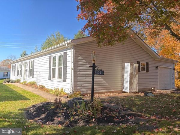 414 REDBIRD COURT, NEW HOPE, PA 18938