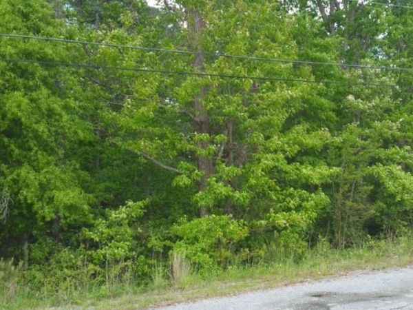 84-87 N Moton Street , Emporia, VA 23847