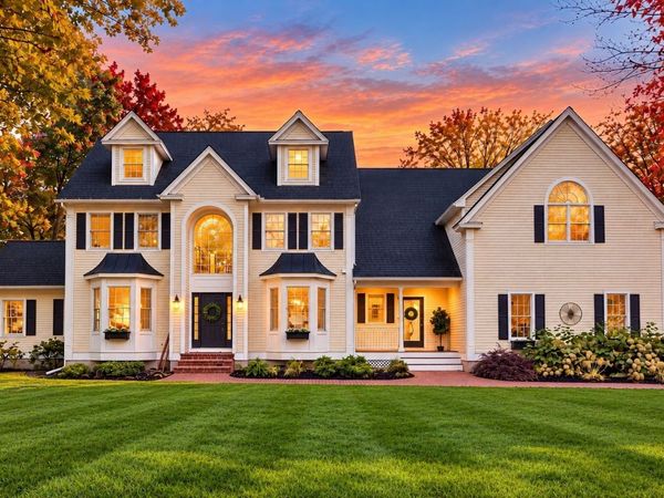 18 Morningside Dr, Topsfield, MA 01983