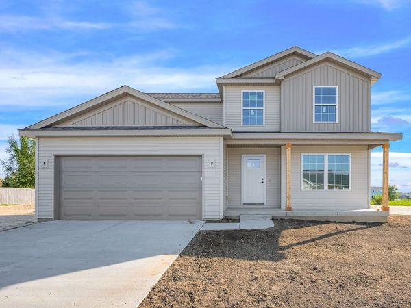 505 Travis Drive , Carlock, IL 61725