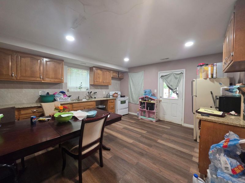 633 W Columbia Street, Springfield, OH 45504 Photo 3