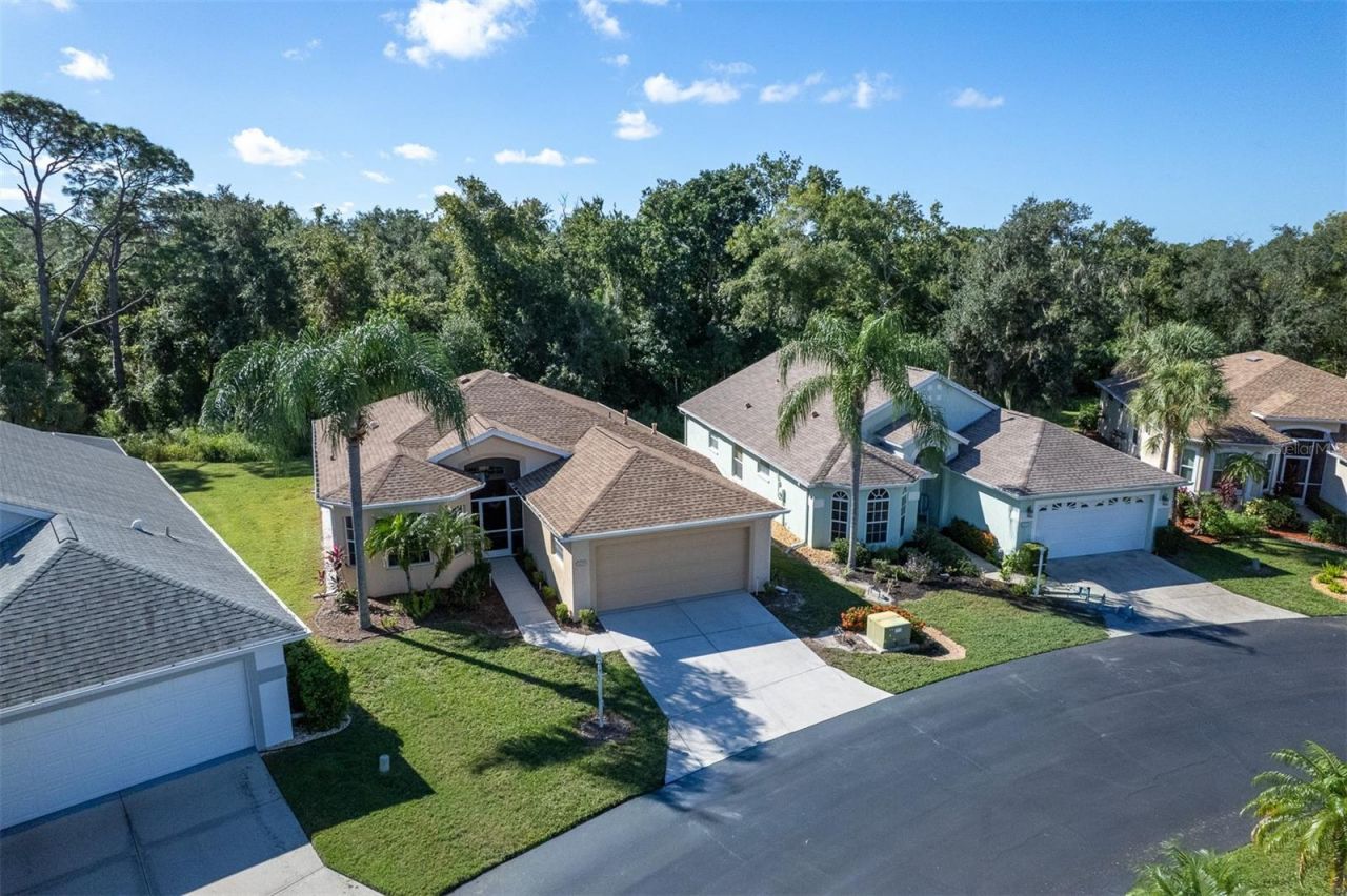 4429 Edinbridge Circle , Unit 35, Sarasota, FL 34235 Photo