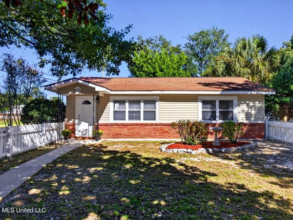 832 Woodward Avenue, Gulfport, MS 39501