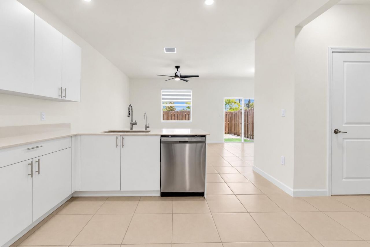 16229 SW 288th Terrace, Homestead, FL 33033 Photo